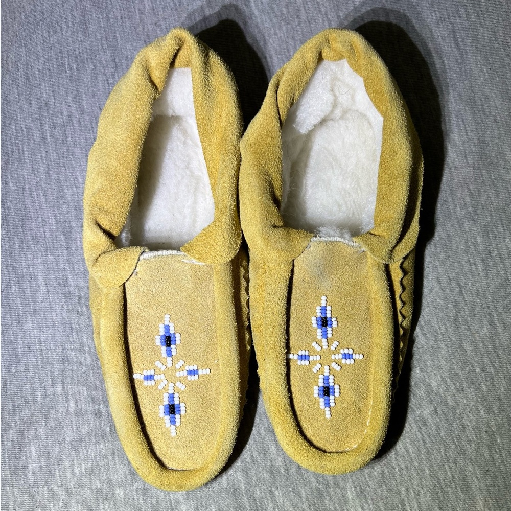 New childrens beaded blue and white leather moccasin